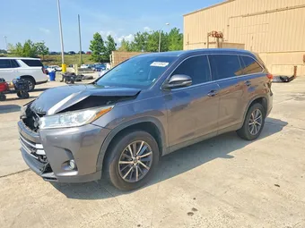 2019 Toyota Highlander 5TDKZRFH0KS554476