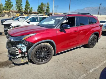 2023 Toyota Highlander 5TDKDRAH5PS010908