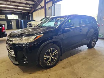 2018 Toyota Highlander 5TDBZRFH6JS808738