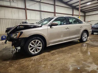 2016 Volkswagen Passat 1VWAT7A37GC024461