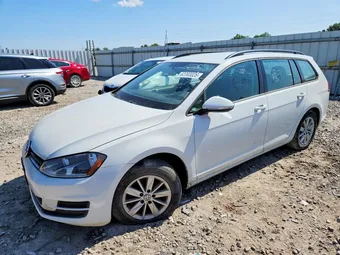 2016 Volkswagen Golf SportWagen 3VWC17AU5GM505847
