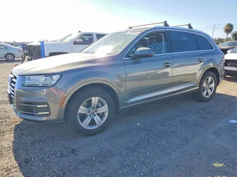 2018 Audi Q7 WA1LHAF79JD024950