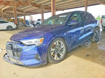 2022 Audi e-tron WA1AAAGE2NB037582