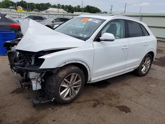 2016 Audi Q3 WA1EFCFSXGR010100