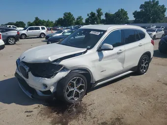 2018 BMW X1 WBXHT3C31J5K21440