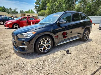 2017 BMW X1 WBXHU7C35H5H37964