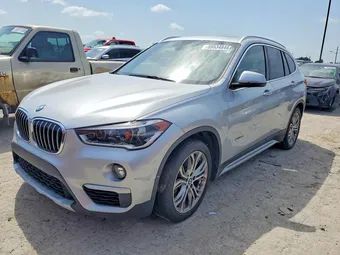 2016 BMW X1 WBXHT3Z30G4A50785
