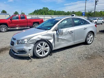 2016 Chevrolet Cruze Limited 1G1PG5SB9G7121531