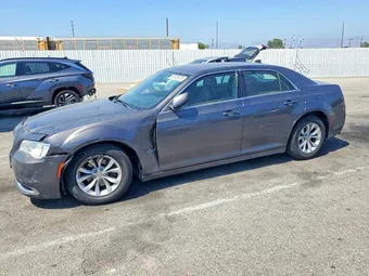 2015 Chrysler 300 2C3CCAAG9FH766386