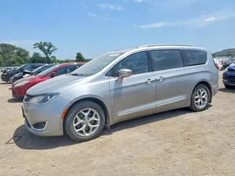 2018 Chrysler Pacifica 2C4RC1EG8JR158135 Lot 58497926