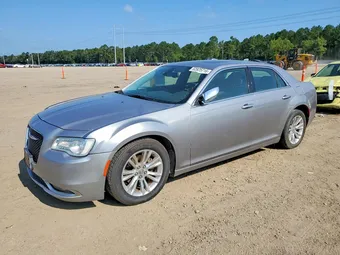 2017 Chrysler 300 2C3CCAEG0HH559902