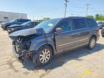 2016 Chrysler Town & Country 2C4RC1BGXGR255592