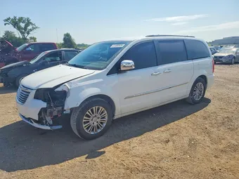 2015 Chrysler Town & Country 2C4RC1CG0FR609875
