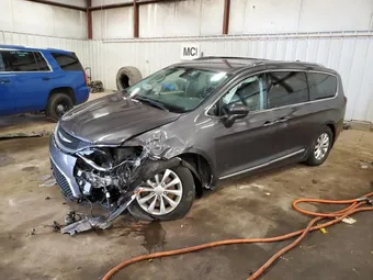 2018 Chrysler Pacifica 2C4RC1EG2JR198453