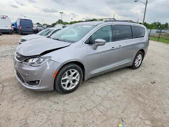 2017 Chrysler Pacifica 2C4RC1BG2HR777117 Lot 56512586