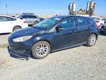 2016 Ford Focus 1FADP3K27GL380272