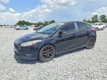 2016 Ford Focus 1FADP3K27GL302560