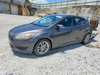 2015 Ford Focus 1FADP3F23FL348167