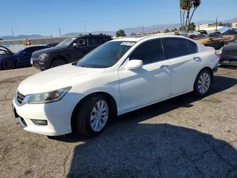 2015 Honda Accord 1HGCR2F84FA014581