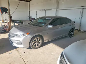 2017 Honda Accord 1HGCR2F04HA196618