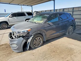 2016 Hyundai Tucson KM8J3CA40GU051009