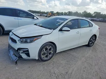2021 Kia Forte 3KPF24AD4ME288244