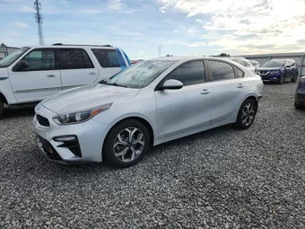 2021 Kia Forte 3KPF24AD9ME348891