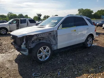 2015 Mercedes-Benz M-Class 4JGDA5HB8FA584356