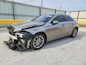2020 Mercedes-Benz A-Class WDD3G4EB4LW038543