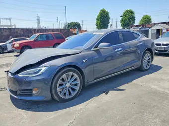 2018 Tesla Model S 5YJSA1E26JF296411