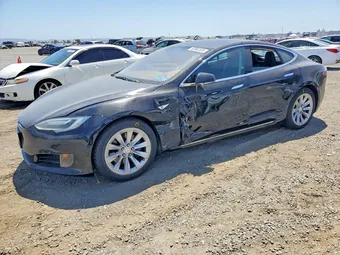 2016 Tesla Model S 5YJSA1E29GF145281