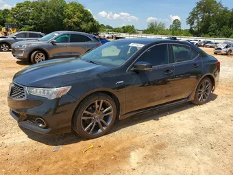 2018 Acura TLX 19UUB2F68JA011361