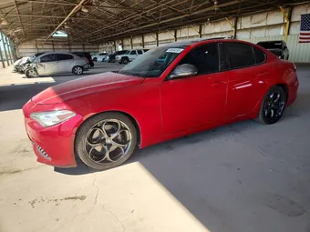 2018 Alfa Romeo ZARFAECN8J7595755