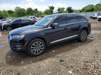 2019 Audi Q7 WA1LHAF74KD017731