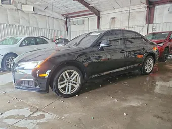 2017 Audi A4 WAUANAF46HN052220