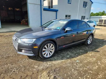 2017 Audi A4 WAUANAF46HN008623