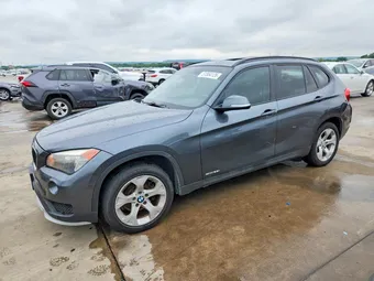 2015 BMW X1 WBAVM1C59FV318571