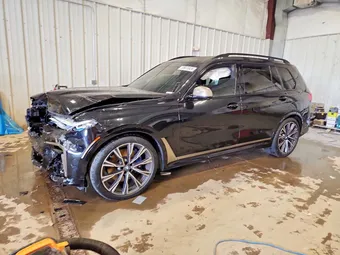 2020 BMW X7 5UXCX6C01L9B33388