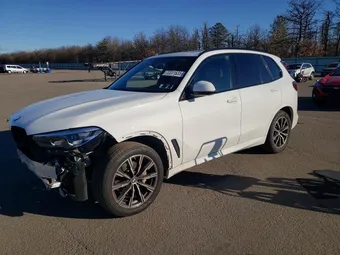 2021 BMW X5 5UXCR6C03M9G97412