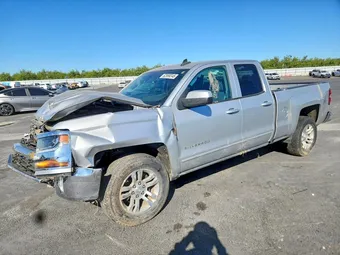 2019 Chevrolet Silverado 1500 2GCRCPEC4K1208626