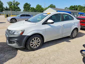 2018 Chevrolet Sonic 1G1JD5SH9J4108502