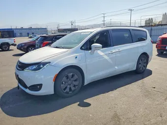 2020 Chrysler Pacifica Hybrid 2C4RC1N78LR263292