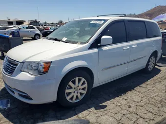 2016 Chrysler Town & Country 2C4RC1BG2GR290577