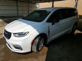 2025 Chrysler Pacifica 2C4RC1BG6SR597954