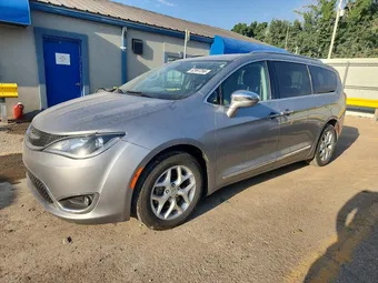 2020 Chrysler Pacifica 2C4RC1GG7LR280713
