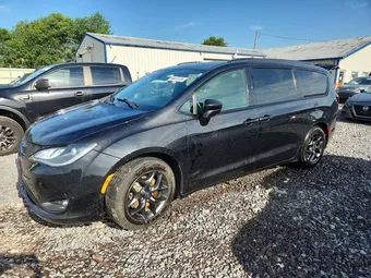 2019 Chrysler Pacifica 2C4RC1EG1KR667470 Lot 59013126