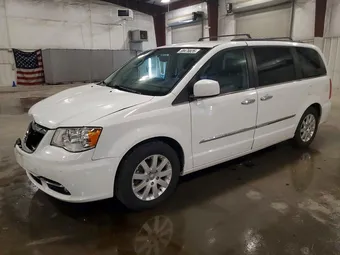 2016 Chrysler Town & Country 2C4RC1BG8GR253775