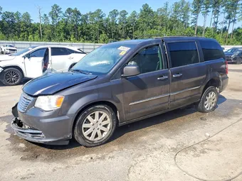 2016 Chrysler Town & Country 2C4RC1BG6GR120027
