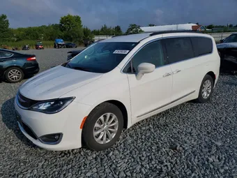 2017 Chrysler Pacifica 2C4RC1BG0HR770456 Lot 61639536