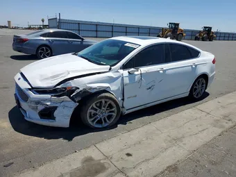 2019 Ford Fusion 3FA6P0RU3KR182166